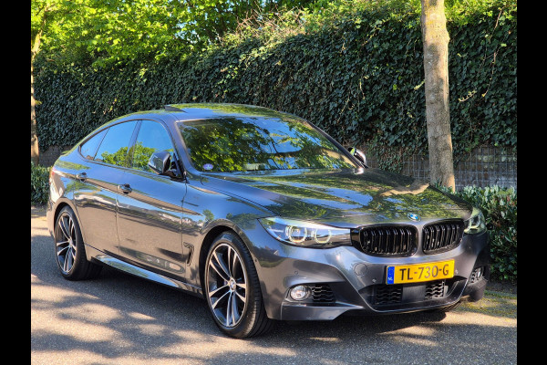 BMW 3-serie Gran Turismo GT M Sport OPTIES Panorama CarPlay Adaptieve Cruise Elek. Trekhaak Camera 2e Eigenaar 320i High Executive