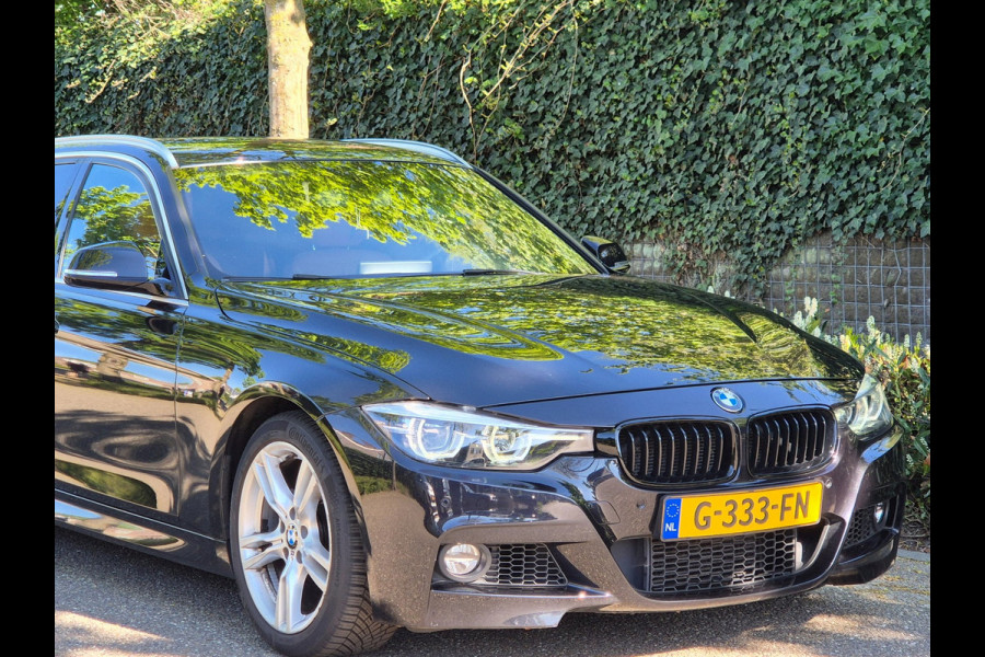 BMW 3 Serie Touring M Sport GR Navigatie Nbt EVO Virtual dash 6WB Cruise Control Getinten ramen 100% dealer onderh Corporate Lease