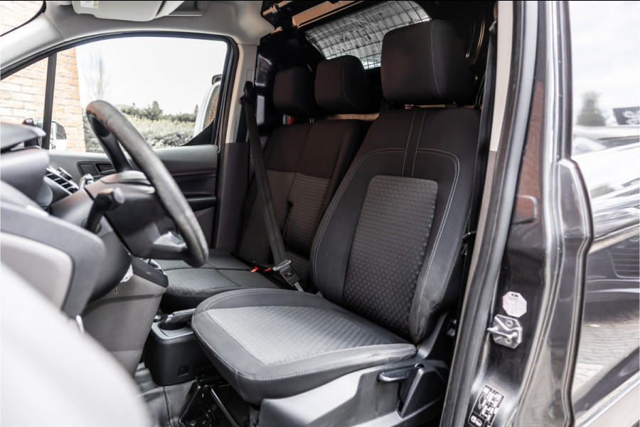 Ford Transit Connect 1.0 Ecoboost L2 | CarPlay | Camera | Navigatie | Stoelverwarming | DAB | 3-Zitter | Trekhaak | Nieuwe APK