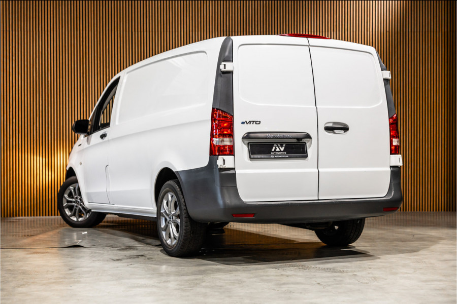 Mercedes-Benz Vito eVito Lang | Camera | Navigatie | Stoelverwarming | Airco | 3 zitter | Betimmering | Nieuwe APK | Zero emission | E-vito