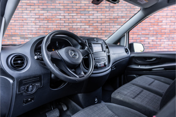 Mercedes-Benz Vito eVito Lang | Camera | Navigatie | Stoelverwarming | Airco | 3 zitter | Betimmering | Nieuwe APK | Zero emission | E-vito