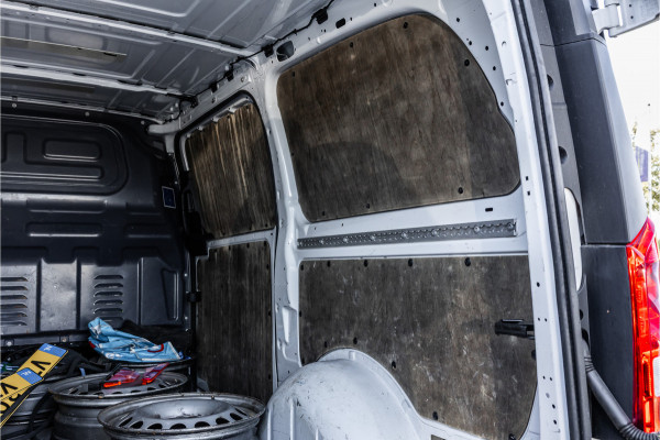Mercedes-Benz Vito eVito Lang | Camera | Navigatie | Stoelverwarming | Airco | 3 zitter | Betimmering | Nieuwe APK | Zero emission | E-vito