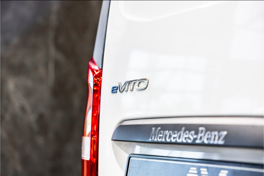 Mercedes-Benz Vito eVito Lang | Camera | Navigatie | Stoelverwarming | Airco | 3 zitter | Betimmering | Nieuwe APK | Zero emission | E-vito