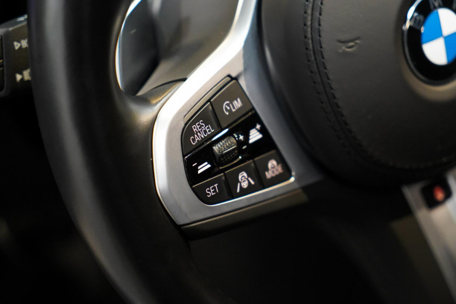 BMW 5 Serie 530i M-Sport M Sport|Pano|Leder|HUD|Dealer onderhouden