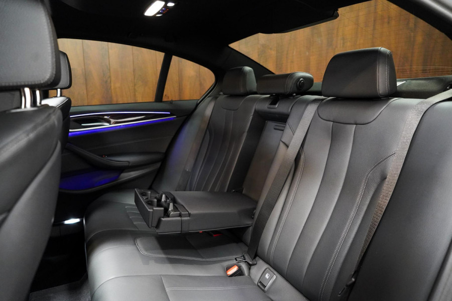 BMW 5 Serie 530i M-Sport M Sport|Pano|Leder|HUD|Dealer onderhouden
