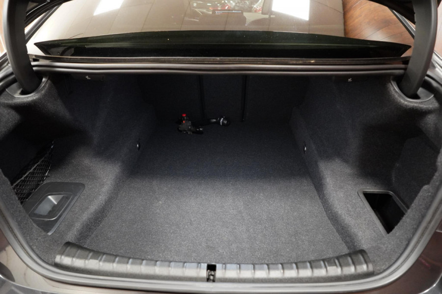 BMW 5 Serie 530i M-Sport M Sport|Pano|Leder|HUD|Dealer onderhouden