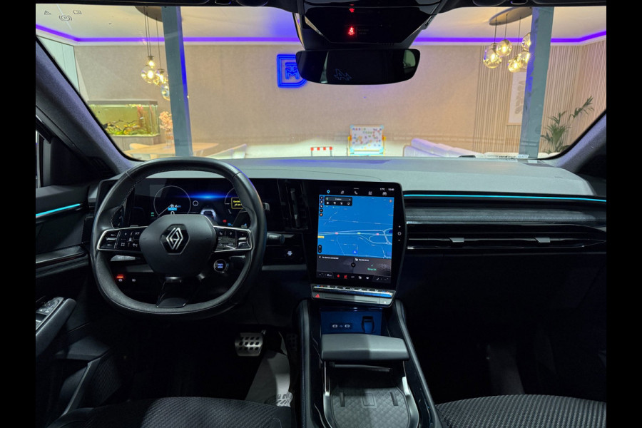 Renault Espace E-Tech Full Hybrid 200pk Esprit Alpine 7 pers| Matrix LED | Trekhaak Massage | 20 inch| 4CONTROL |
