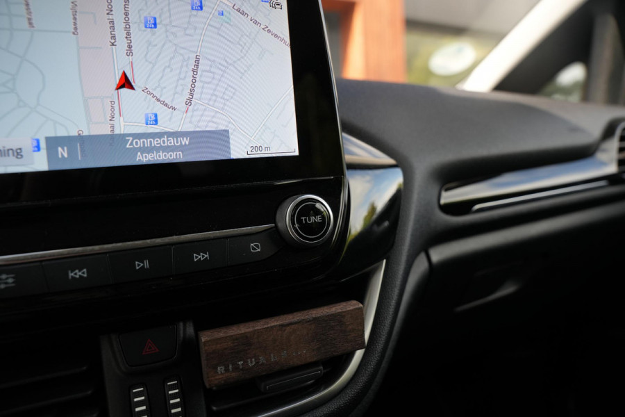Ford Fiesta 1.0 EcoBoost Hybrid Titanium