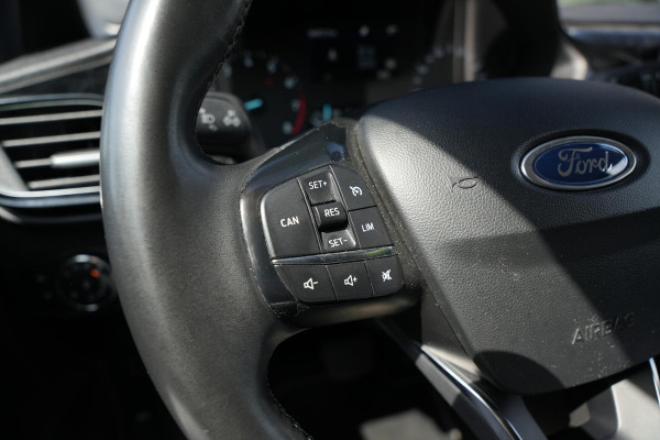 Ford Fiesta 1.0 EcoBoost Hybrid Titanium
