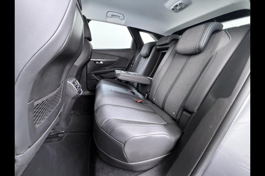 Peugeot 3008 1.6 HYbrid 225 Allure Pack Business PHEV PLUG-IN HYBRIDE | RIJKLAAR! | ONDERHOUD GEHAD BIJ BINNENKOMST | DODEHOEKSENSOR | ACHTERUITRIJCAMERA | STANDKACHEL | INCL. 12 MND BOVAG GARANTIE