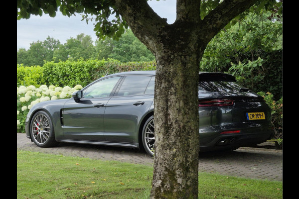 Porsche Panamera Sport Turismo BWJ 2019 | 2.9 601PK 4 E-Hybrid NL AUTO | LEER | PANO | 21'' LMV | CAMERA | LEER | AD CRUISE | CARPLAY | BOSE | PDC | LUCHTVERING