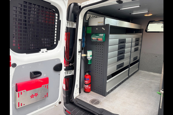Renault Trafic Servicewagen 1.6 dCi euro6 T27 L1H1 Comfort Bott inrichting Victron v230 Standkachel Trekhaak RIJKLAARPRIJS!