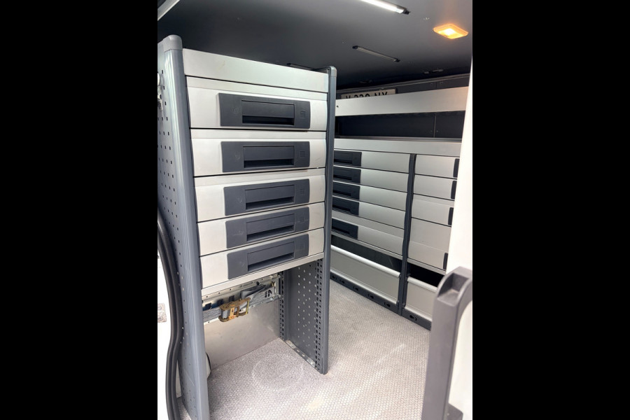Renault Trafic Servicewagen 1.6 dCi euro6 T27 L1H1 Comfort Bott inrichting Victron v230 Standkachel Trekhaak RIJKLAARPRIJS!