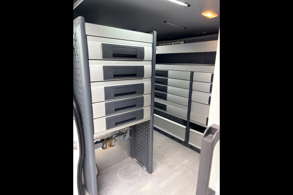 Renault Trafic Servicewagen 1.6 dCi euro6 T27 L1H1 Comfort Bott inrichting Victron v230 Standkachel Trekhaak RIJKLAARPRIJS!