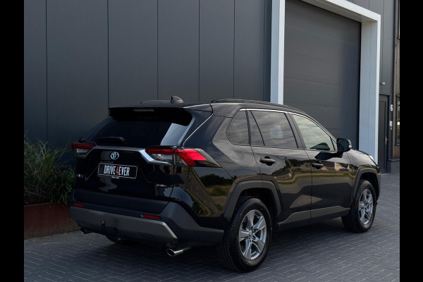 Toyota RAV4 2.5 MHEV Dynamic 2025 GARANTIE | TREKHAAK | NAVI | CR CONTROL | SPORTVELGEN
