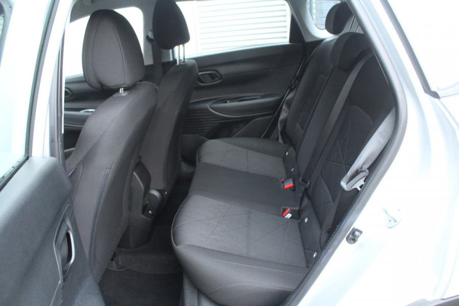 Hyundai Bayon 1.0 T-GDI 101pk Comfort Trekhaak NL-Auto NAP