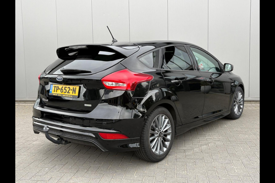 Ford Focus 125PK EcoB. ST-Line Trekhaak/Camera/Carplay-android/Navigatie/Cruise-control