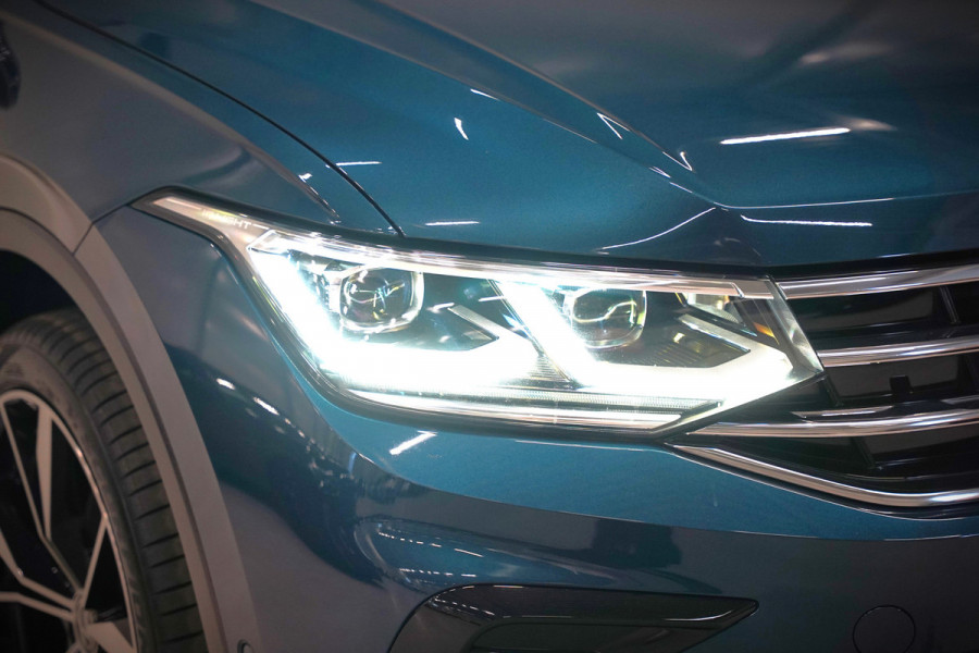 Volkswagen Tiguan 1.4 TSI eHybrid Elegance Business | Stoelverwarming | Stuurverwarming | iQ Light | Adaptive Cruise Control | Trekhaak | Apple Carplay | Navigatie | Camera | SOH 84%
