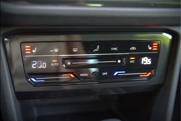 Volkswagen Tiguan 1.4 TSI eHybrid Elegance Business | Stoelverwarming | Stuurverwarming | iQ Light | Adaptive Cruise Control | Trekhaak | Apple Carplay | Navigatie | Camera | SOH 84%