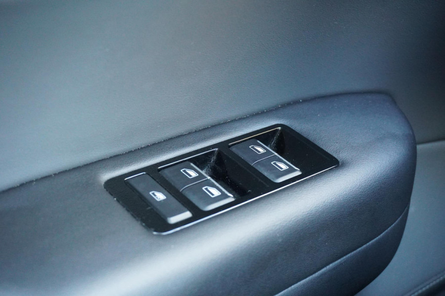 Aiways U5 63kWh Showroom + 360 CAMERA / DODEHOEK / APPLE CARPLAY