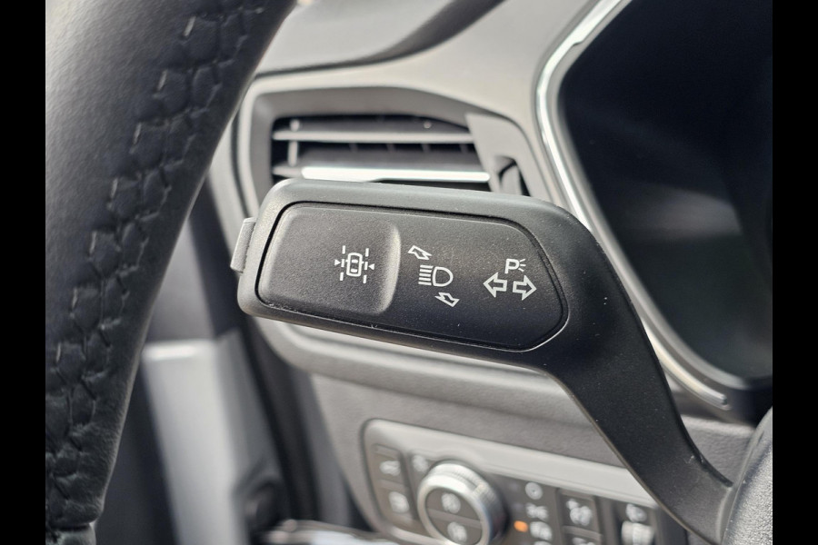 Ford Kuga 2.5 PHEV Titanium X | Panoramadak | Winter Pack | Adaptive cruise control | Head up Display | Camera | Dodehoeksensoren | Half leder | Bang&Olufsen