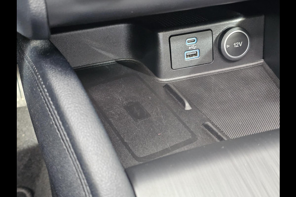 Ford Kuga 2.5 PHEV Titanium X | Panoramadak | Winter Pack | Adaptive cruise control | Head up Display | Camera | Dodehoeksensoren | Half leder | Bang&Olufsen