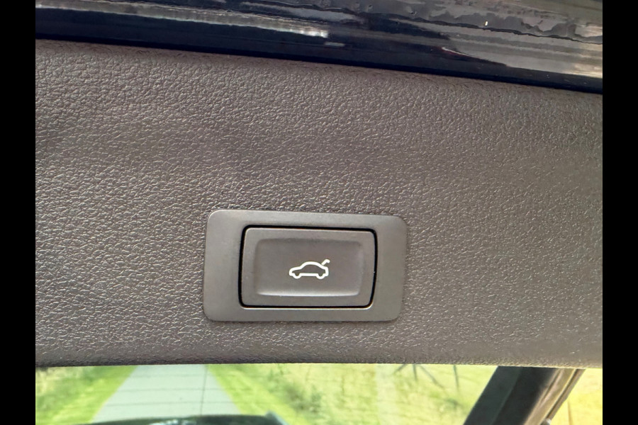 Audi A6 Avant 40 TDI Sport S line edition 25 years