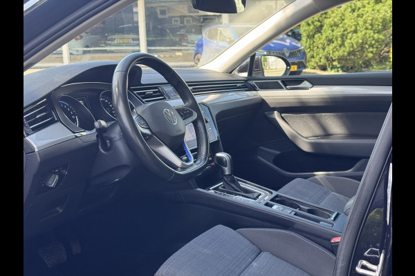 Volkswagen Passat Variant 1.4 TSI PHEV GTE Business | Navi, Carplay/Android, Camera, ACC, Pano, Stoelverw. | Dealeroh. |