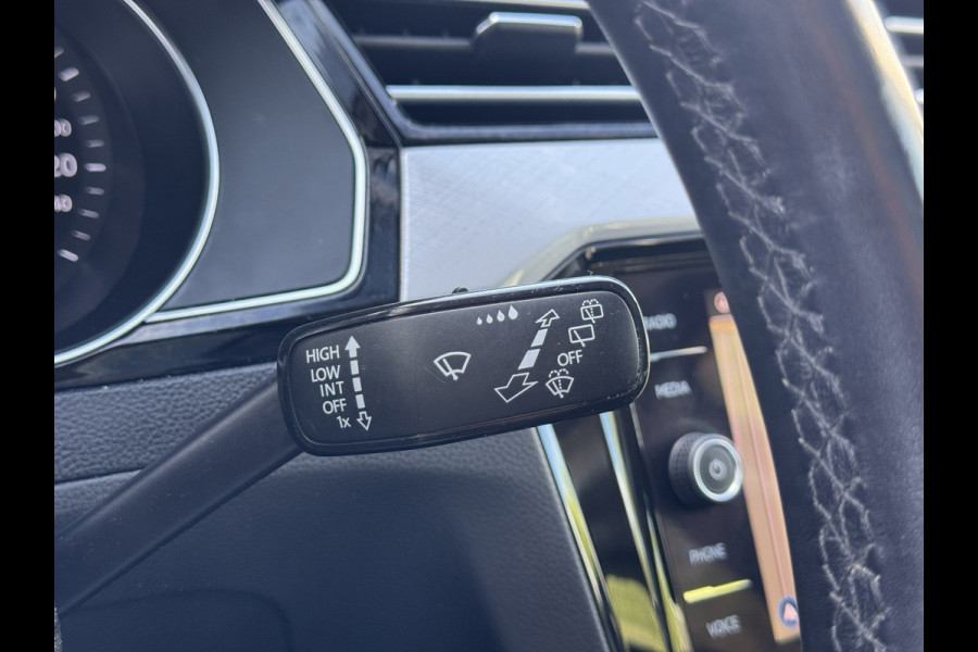 Volkswagen Passat Variant 1.4 TSI PHEV GTE Business | Navi, Carplay/Android, Camera, ACC, Pano, Stoelverw. | Dealeroh. |