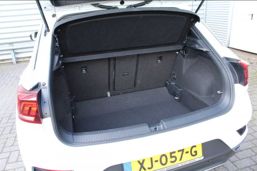 Volkswagen T-Roc 1.0 TSI 116pk Sport Trekhaak NL-Auto NAP