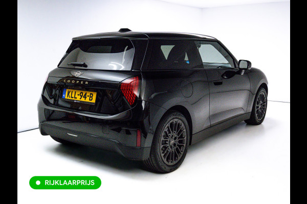 MINI Cooper E Blackyard 40.7 kWh | Head-Up | Stoelverw. | Draadloze lader | 17"LMV | Extra getint glas achter | Led | Cruise | Parkeersensoren | Nieuw model | NL auto | Fabrieksgarantie |