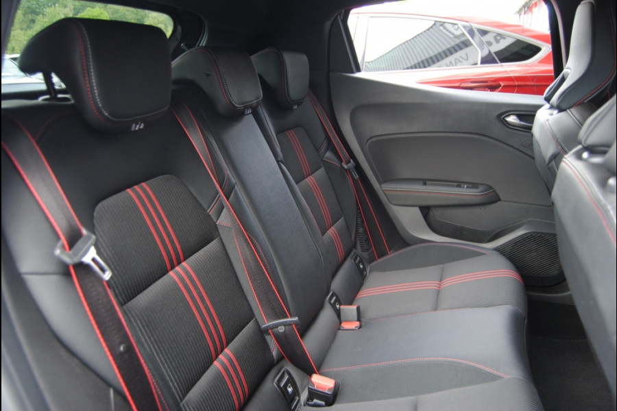 Renault Clio 1.6 ET H 140 RS Line Hybrid | 360 camera | BOSE | Trekhaak|