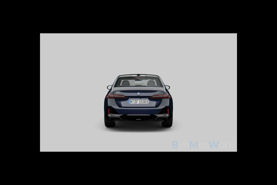 BMW 5 Serie 550e xDrive M Sport Package Pro /Led /Pano /BTW