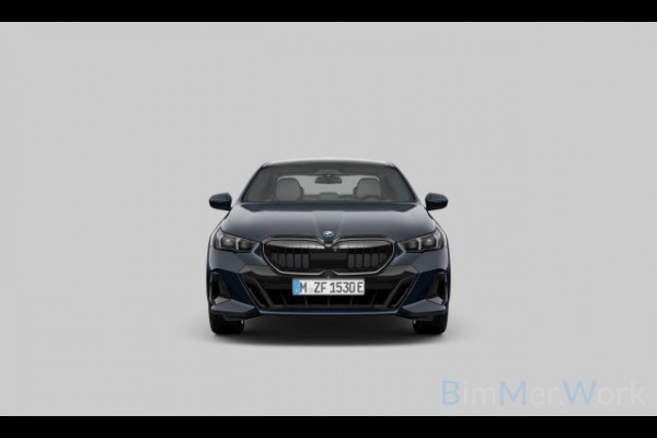 BMW 5 Serie 550e xDrive M Sport Package Pro /Led /Pano /BTW