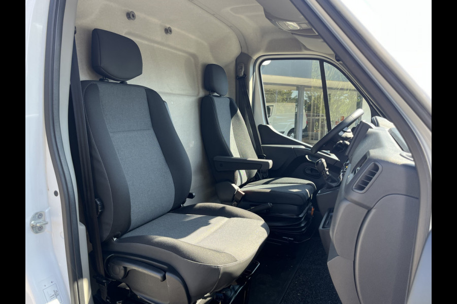Renault Master T35 2.3 dCi 150 L3H2 Energy 150pk 6-bak | Geveerde stoel | Camera | Cruise | Airco |