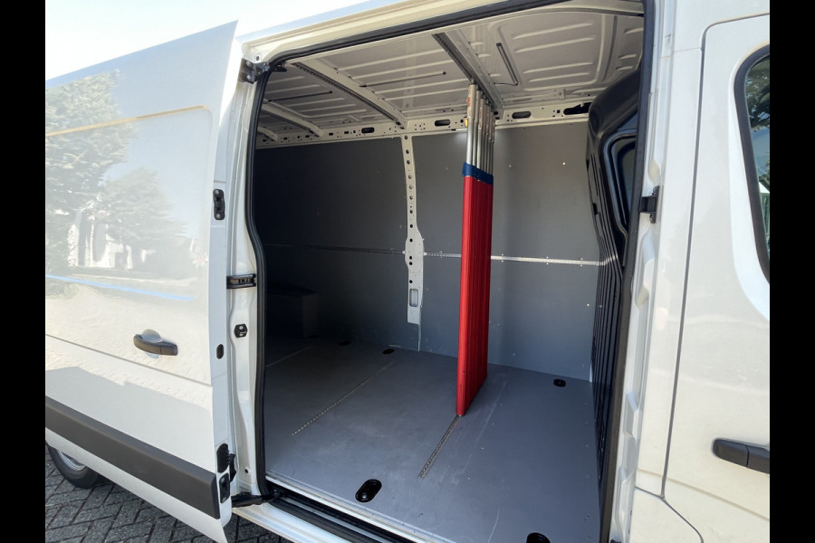 Renault Master T35 2.3 dCi 150 L3H2 Energy 150pk 6-bak | Geveerde stoel | Camera | Cruise | Airco |