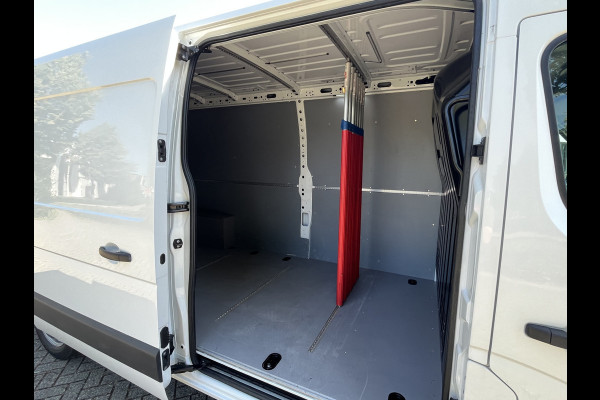 Renault Master T35 2.3 dCi 150 L3H2 Energy 150pk 6-bak | Geveerde stoel | Camera | Cruise | Airco |