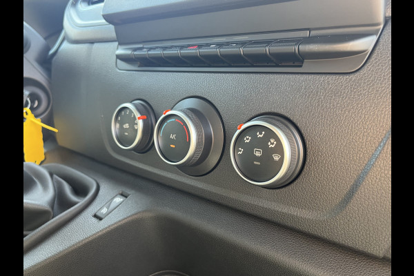 Renault Master T35 2.3 dCi 150 L3H2 Energy 150pk 6-bak | Geveerde stoel | Camera | Cruise | Airco |