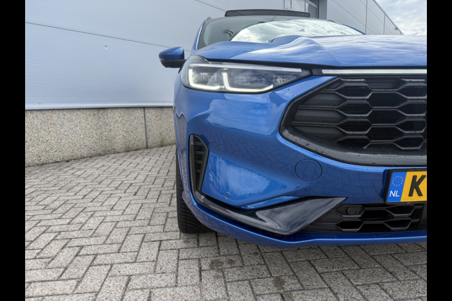 Ford Kuga Plug-In Hybrid ST-Line X TREKHAAK! BLACKPACK! PANODAK! TECHPACK!