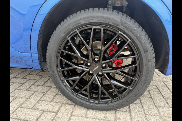Ford Kuga Plug-In Hybrid ST-Line X TREKHAAK! BLACKPACK! PANODAK! TECHPACK!