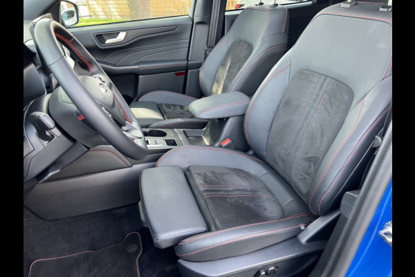 Ford Kuga Plug-In Hybrid ST-Line X TREKHAAK! BLACKPACK! PANODAK! TECHPACK!