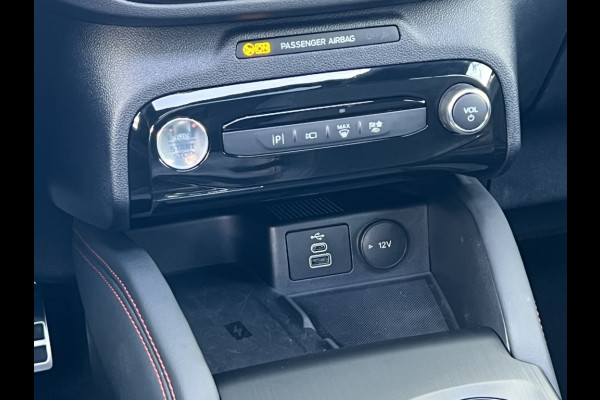 Ford Kuga Plug-In Hybrid ST-Line X TREKHAAK! BLACKPACK! PANODAK! TECHPACK!