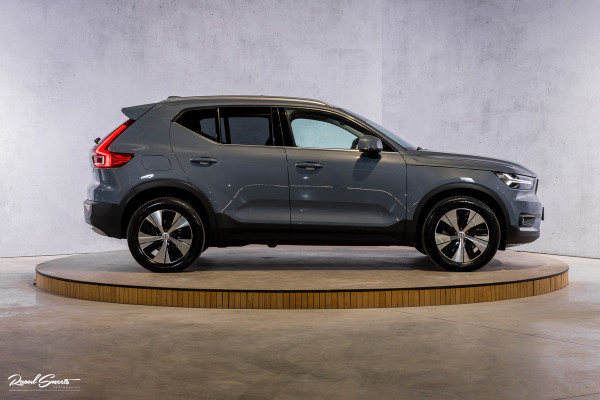 Volvo XC40 1.5 T4 Recharge Inscription Expression | Panorama dak | Adaptieve cruise | Blis | Harman Kardon |