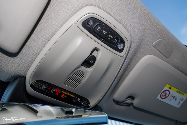 Volvo XC40 1.5 T4 Recharge Inscription Expression | Panorama dak | Adaptieve cruise | Blis | Harman Kardon |