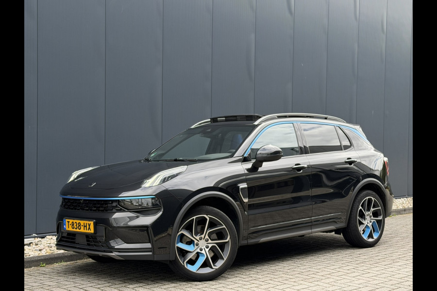 Lynk & Co 01 1.5 | Panoramadak | 360 camera | Kantel/schuifdak | memory seats | Apple carplay/Android Auto