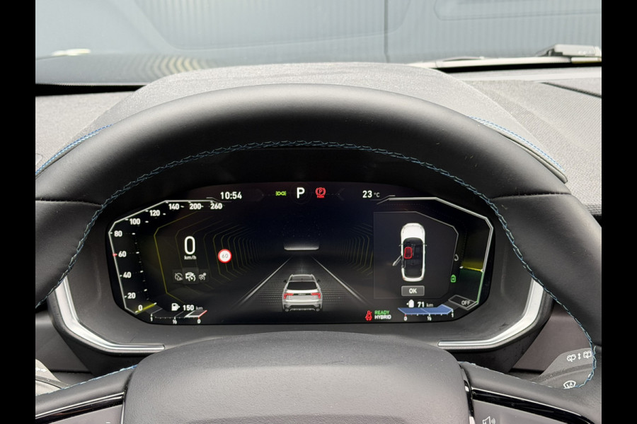 Lynk & Co 01 1.5 | Panoramadak | 360 camera | Kantel/schuifdak | memory seats | Apple carplay/Android Auto
