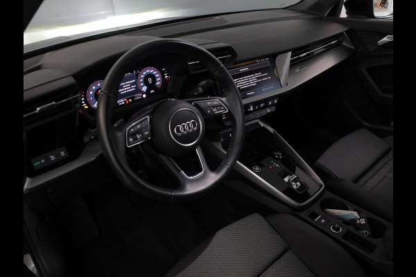 Audi A3 Sportback 30 TFSI Advanced edition 110 pk S-tronic | Navigatie | Parkeersensoren achter | LED koplampen | Cruise control | Apple Carplay/Android Auto |