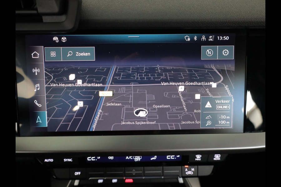 Audi A3 Sportback 30 TFSI Advanced edition 110 pk S-tronic | Navigatie | Parkeersensoren achter | LED koplampen | Cruise control | Apple Carplay/Android Auto |