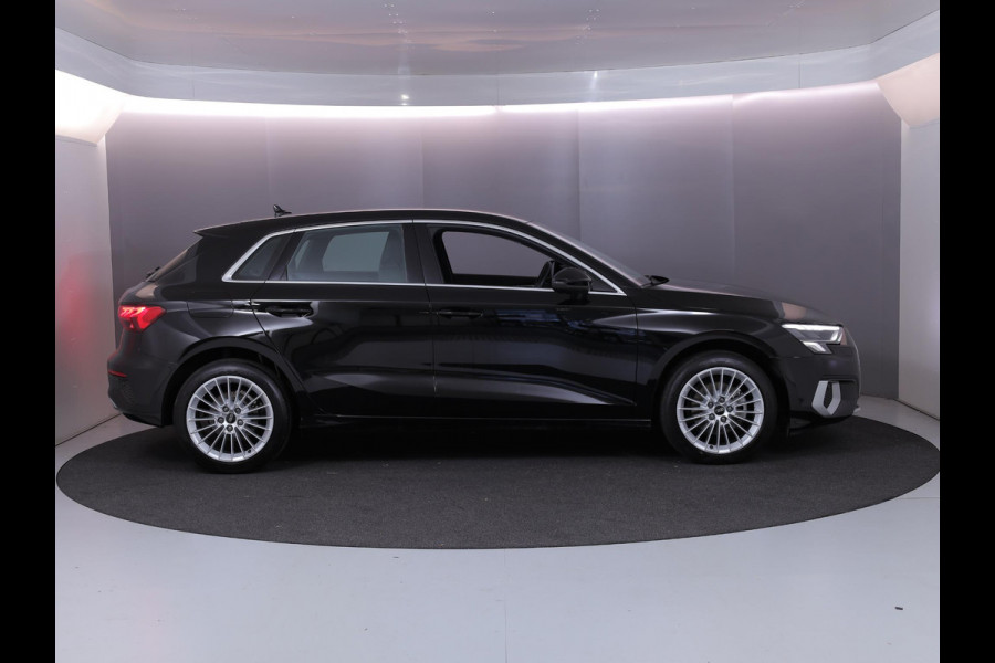 Audi A3 Sportback 30 TFSI Advanced edition 110 pk S-tronic | Navigatie | Parkeersensoren achter | LED koplampen | Cruise control | Apple Carplay/Android Auto |