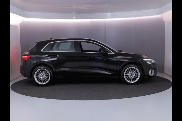 Audi A3 Sportback 30 TFSI Advanced edition 110 pk S-tronic | Navigatie | Parkeersensoren achter | LED koplampen | Cruise control | Apple Carplay/Android Auto |